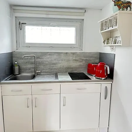 Apartment Proche De Centrex Paris