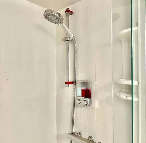 Proche De Centrex Paris דירה נואזי-לה-גראן