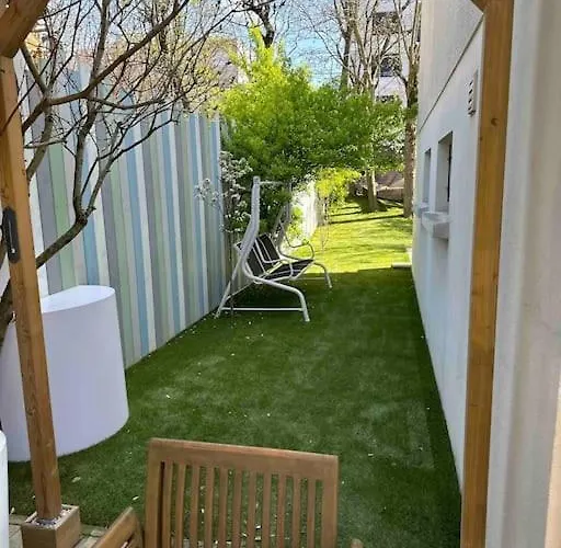 Proche De Centrex Paris דירה