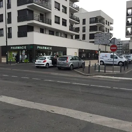 Apartment Proche De Centrex Paris Noisy-le-Grand