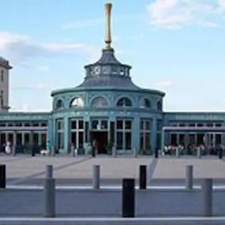 Proche De Centrex Paris Noisy-le-Grand